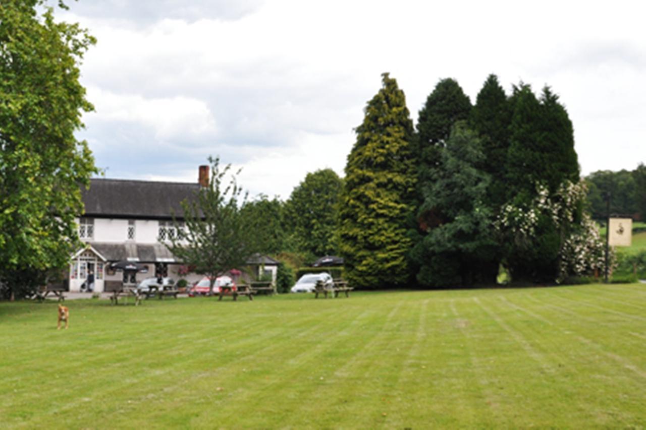 The Clytha Arms Hotel Abergavenny Exterior photo
